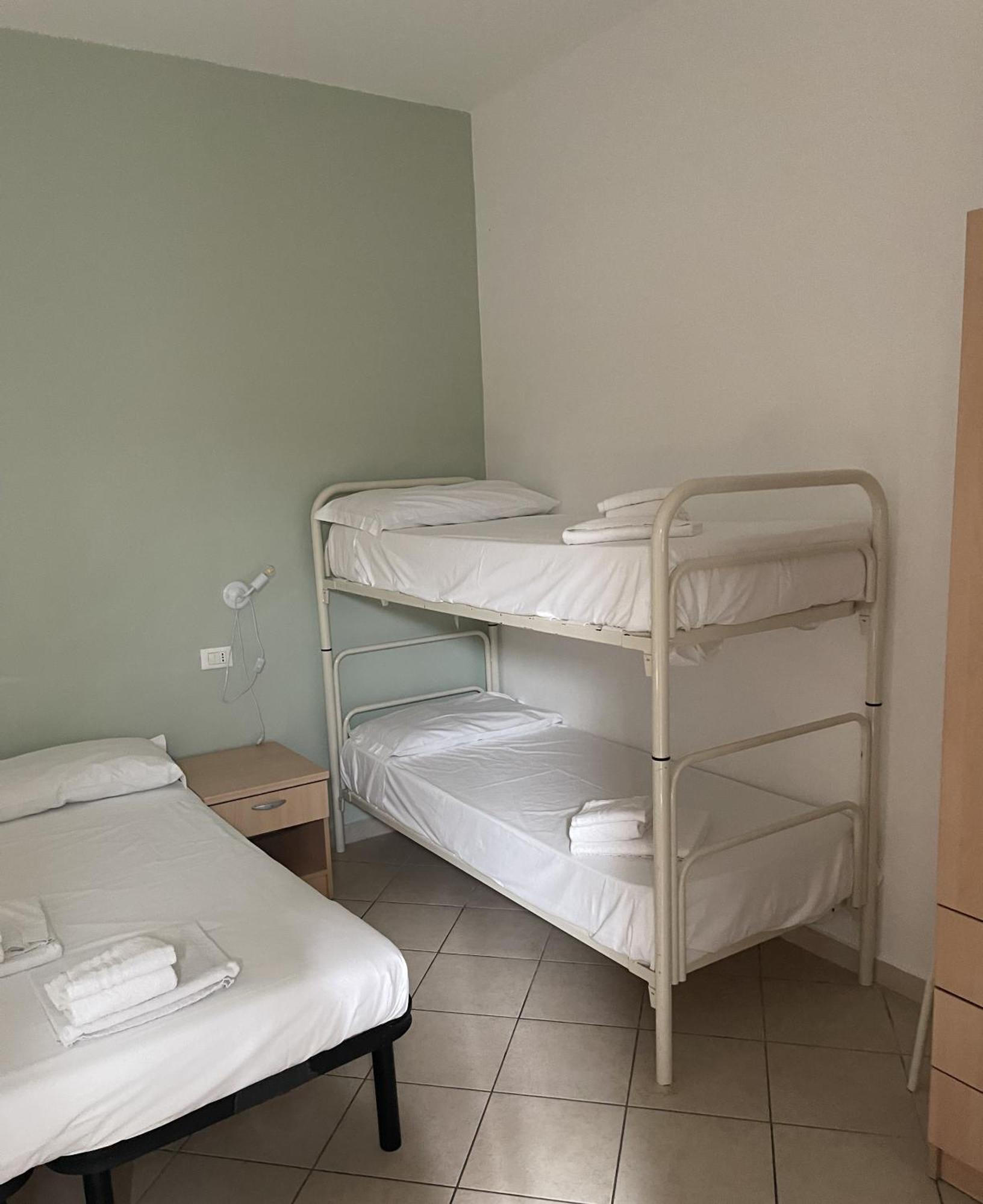 Residence Siesta Римини Экстерьер фото
